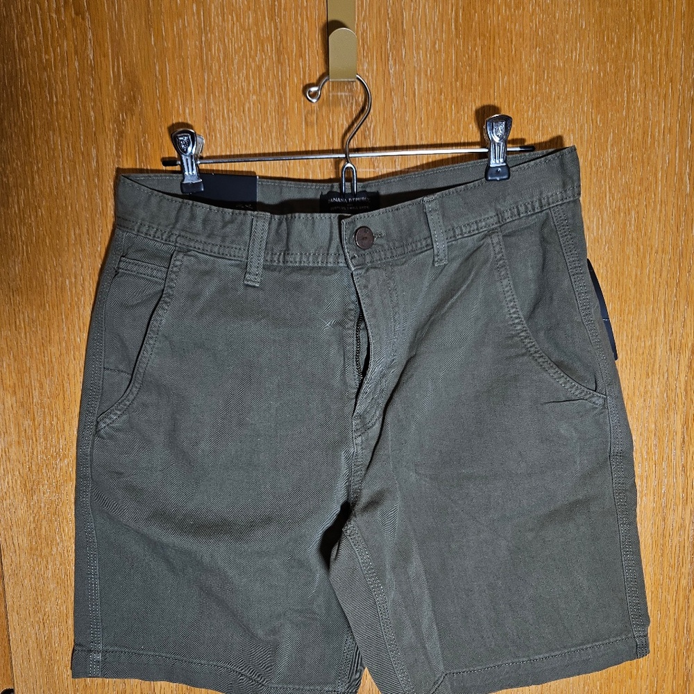 Banana Republic Surplus Twill Short Men's Size 31 Olive Green NWT ☀️🩳🌿
